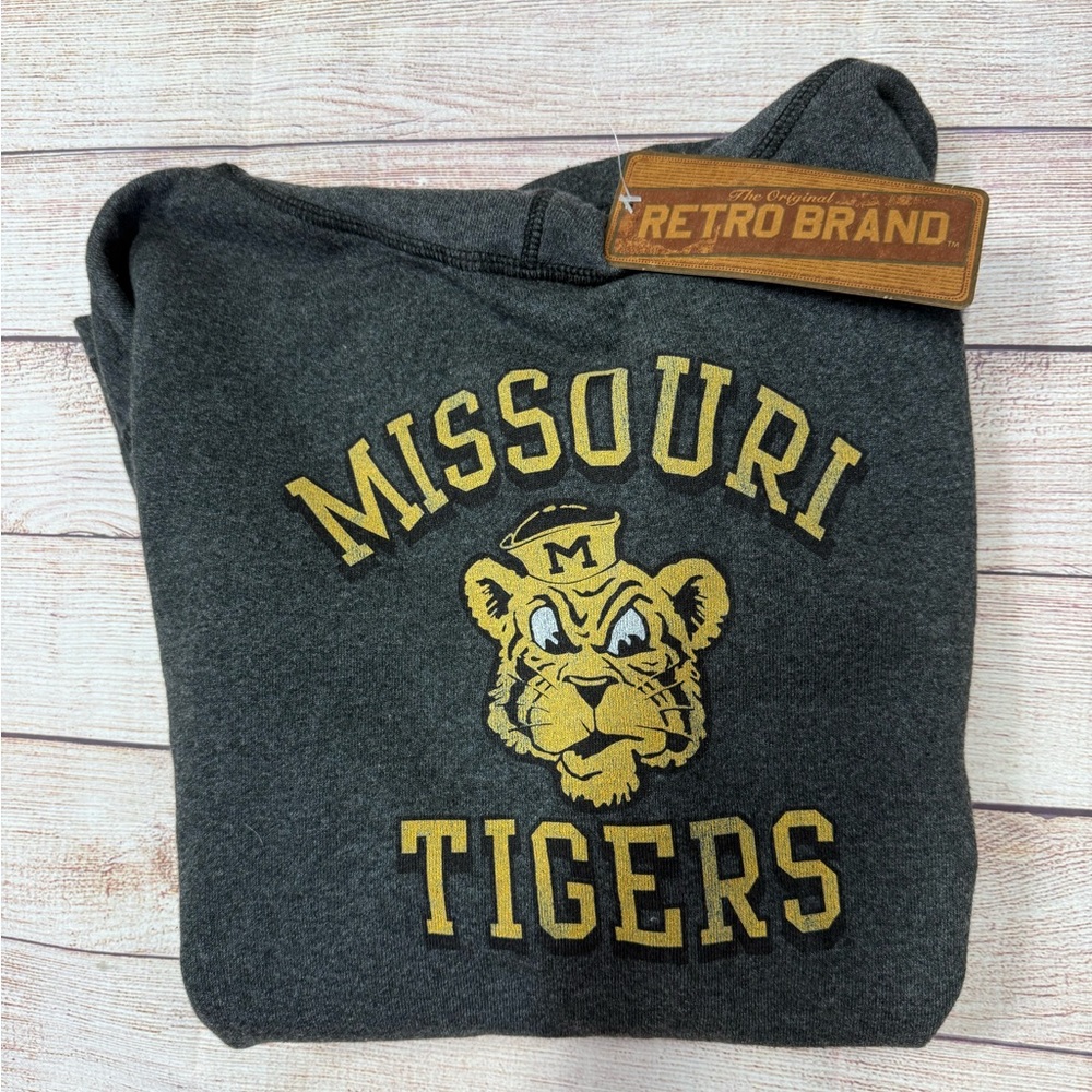 Retro Brand Missouri Tigers Gray Sweatshirt
